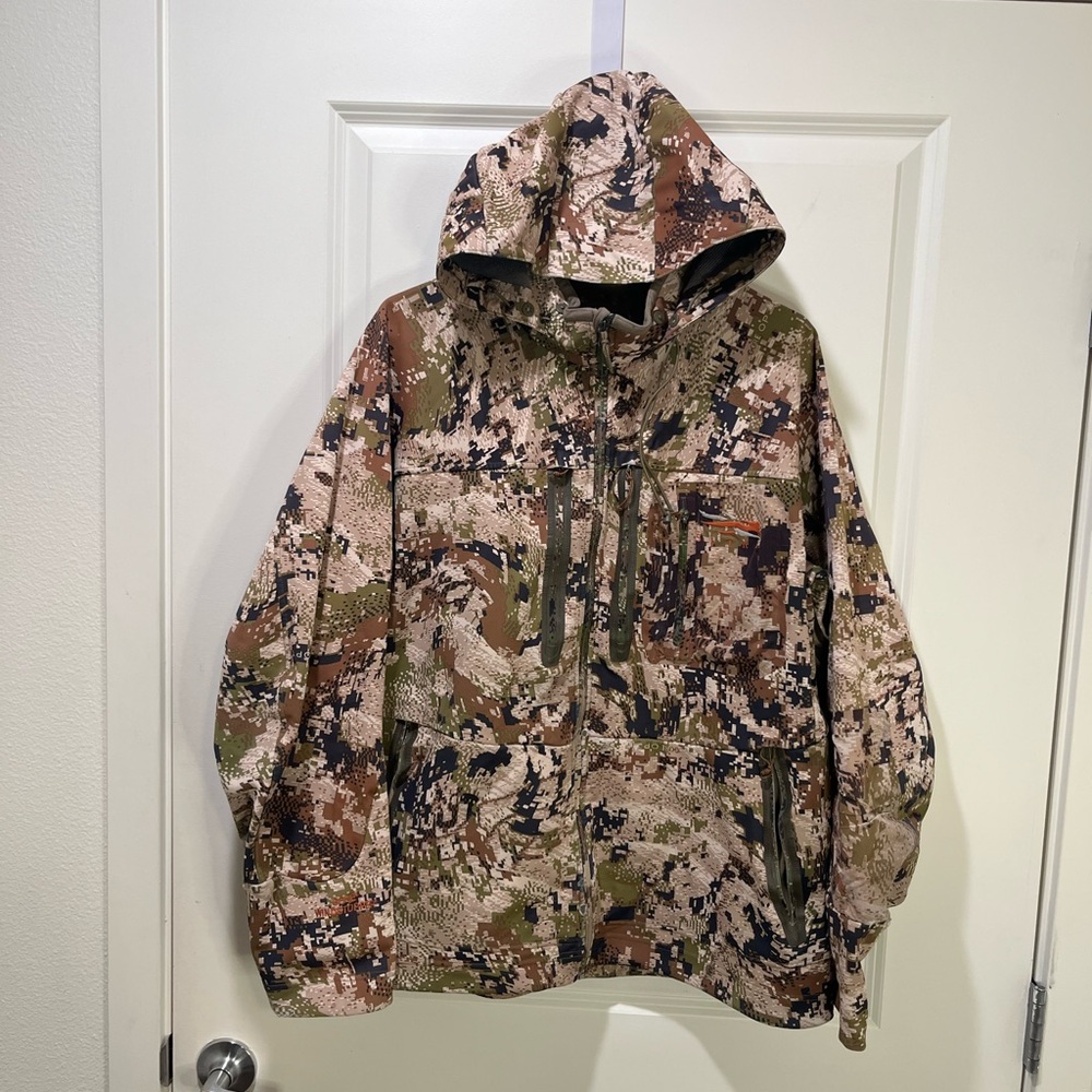Sitka Gear Men's Camo Windstopper jetstream Jacket -Mossy Green - Picture 2 of 16